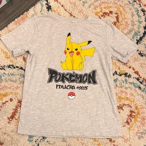 ✨5/$25✨Pikachu Kids Graphic Tee - Light Gray